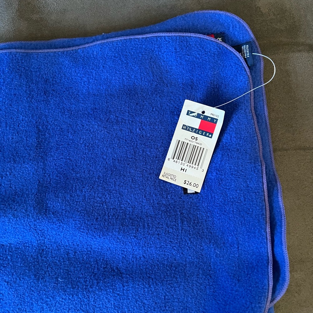 Tommy Hilfiger men scarf brand new